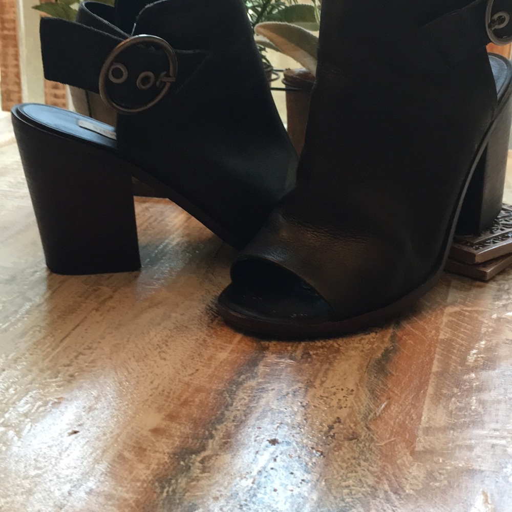 Steve Madden booties